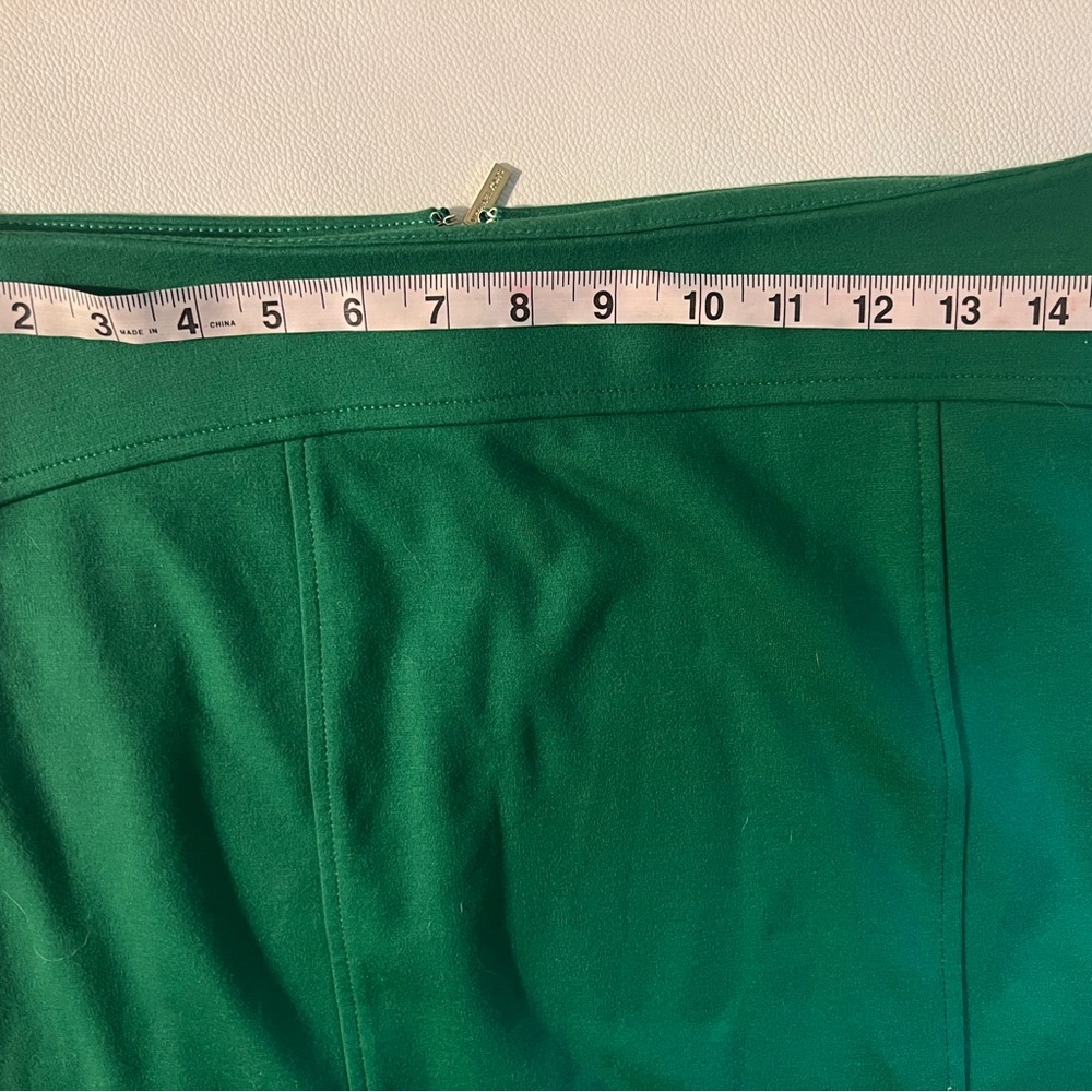 Micheal Kors Vibrant Green Skirt - Picture 5 of 6